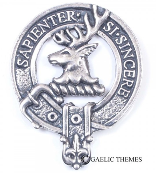 Davidson Clan Crest Badge in Pewter showcasing a traditional belted design, perfect for everyday wear or clan gatherings, featuring a strong locking safety pin.