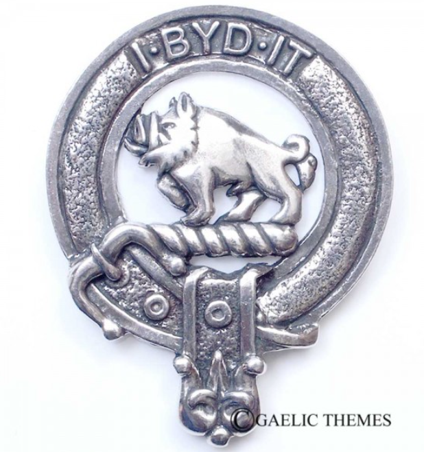 Nesbit Clan Crest Badge in Pewter displayed on a white background, showcasing its traditional belted design. Perfect for everyday wear or clan gatherings.