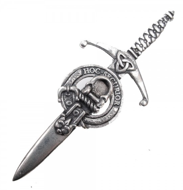 Clan Crest Pewter Kilt Pin with Grierson Crest featuring an antique palladium finish, highlighting Scottish craftsmanship and tradition.