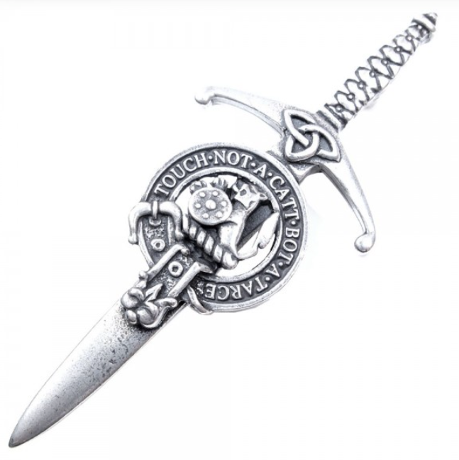 Clan Crest Pewter Kilt Pin featuring the MacBain Crest, crafted from high-quality pewter with an antique palladium finish, perfect for showcasing your Scottish heritage.