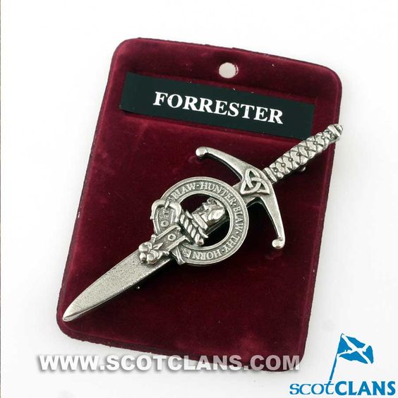 Clan Crest Pewter Kilt Pin featuring the Forbes Crest, beautifully crafted in Scotland with an antique palladium finish, ideal for showcasing your Scottish heritage.