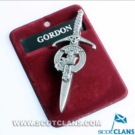 Clan Crest Pewter Kilt Pin with Gordon Crest, showcasing an antique palladium finish, perfect for adding a touch of Scottish heritage to your kilt.
