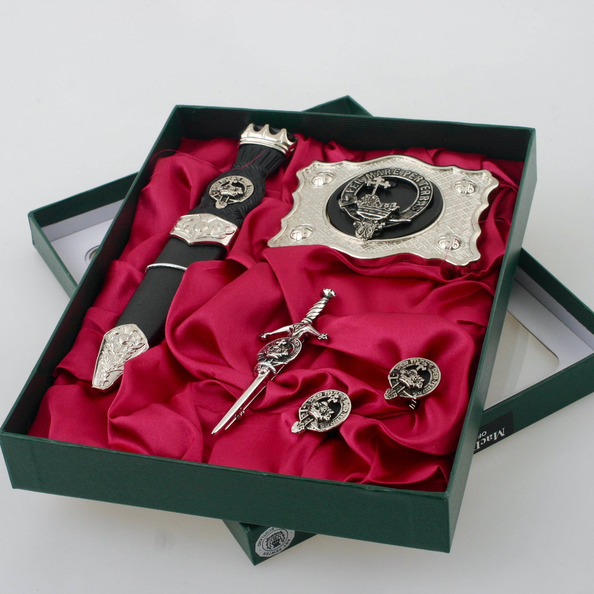 MacDonald Clan Crest Kilt Accessory Gift Set