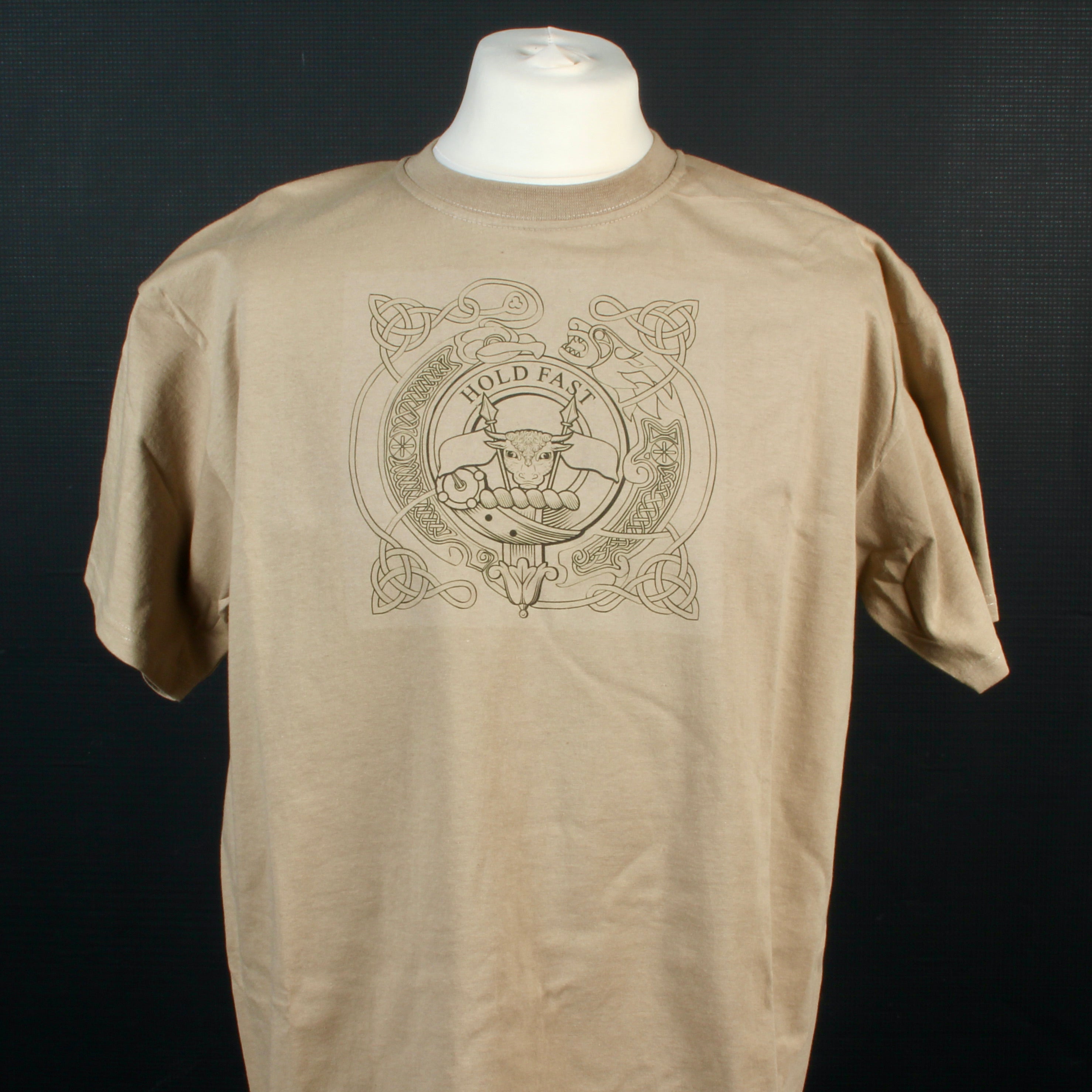 MacLeod Clan Crest Celtic Design T Shirt - Size X-Large to Clear