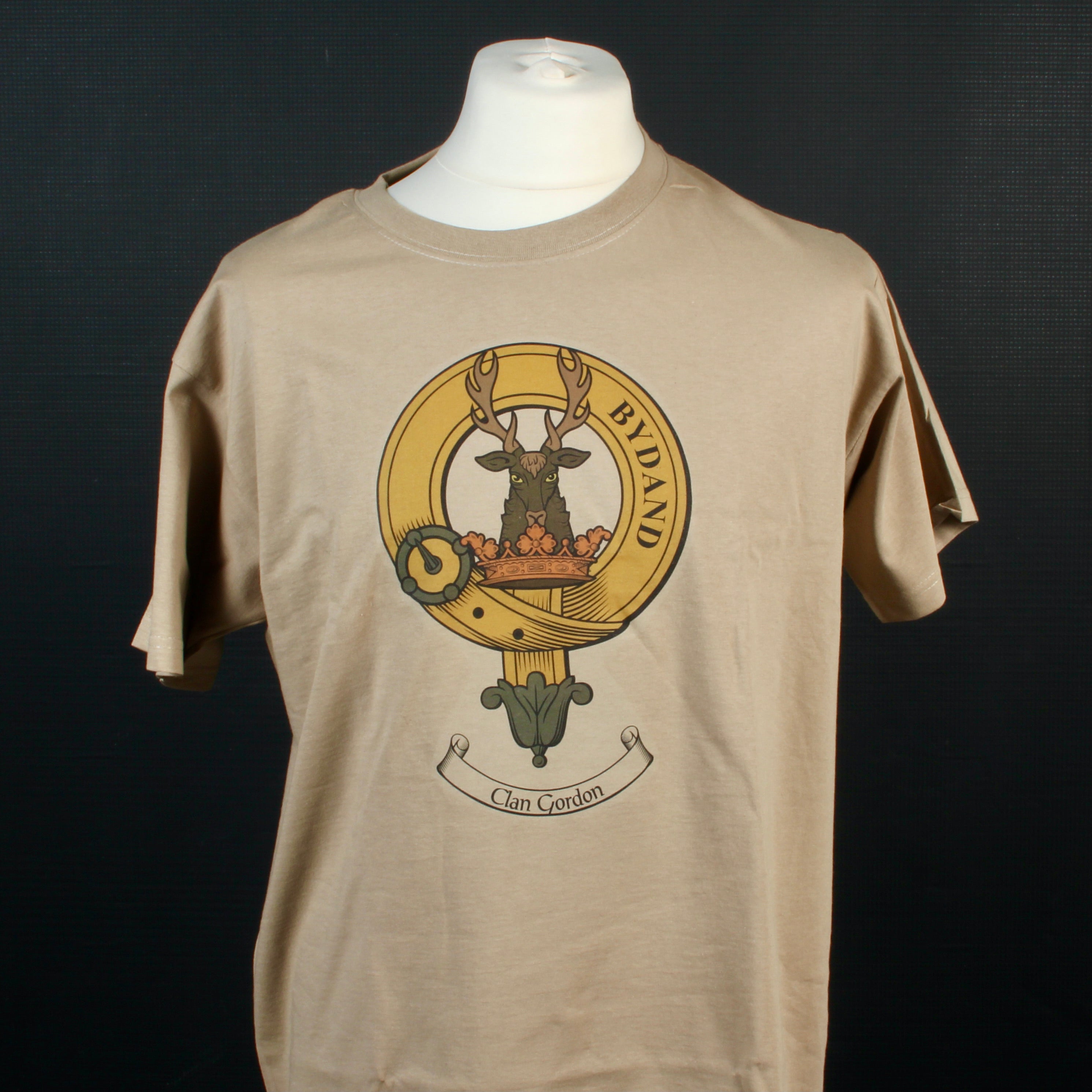 Gordon Clan Crest T Shirt - Size Large to Clear