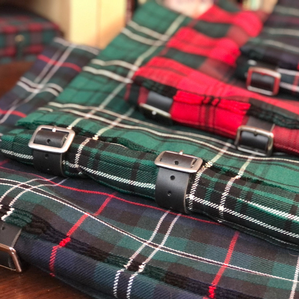 Prince Charlie Kilt Outfit with Medium Weight Kilt & Clan Crest Accessories