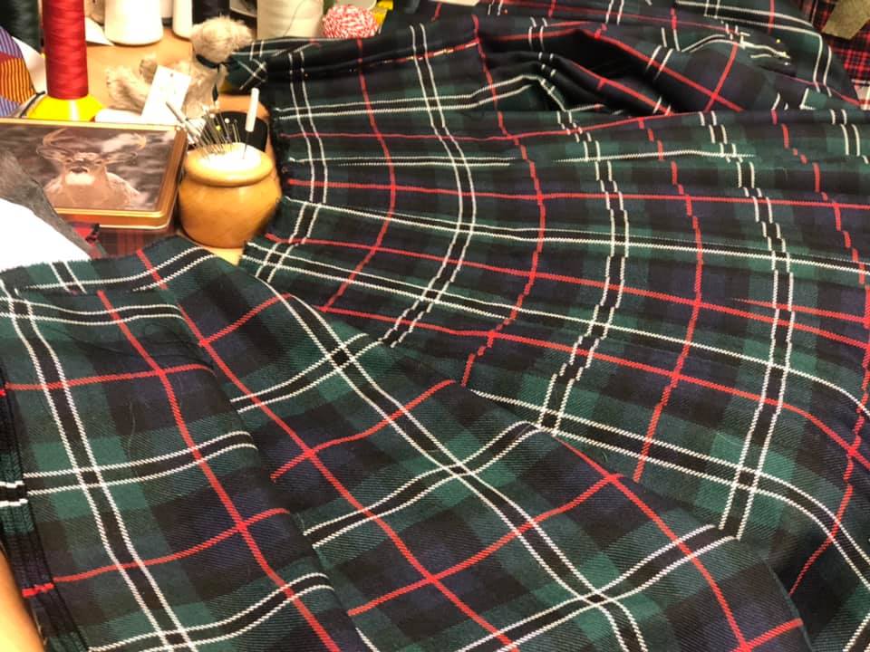 Rose Hunting Modern Heavyweight Hand Stitched Kilt