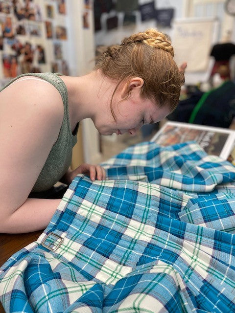 Zoe Completes Apprenticeship at The Kiltmakery and ScotClans