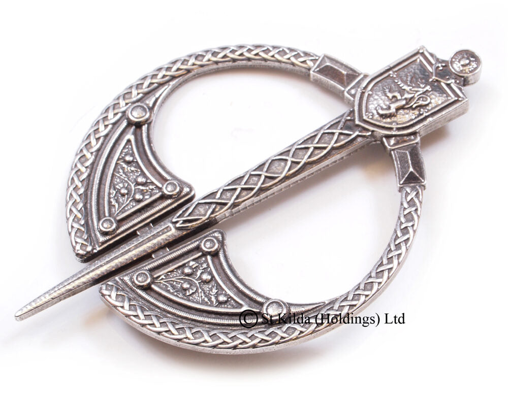 Lion Rampant  Penannular Plaid Brooch