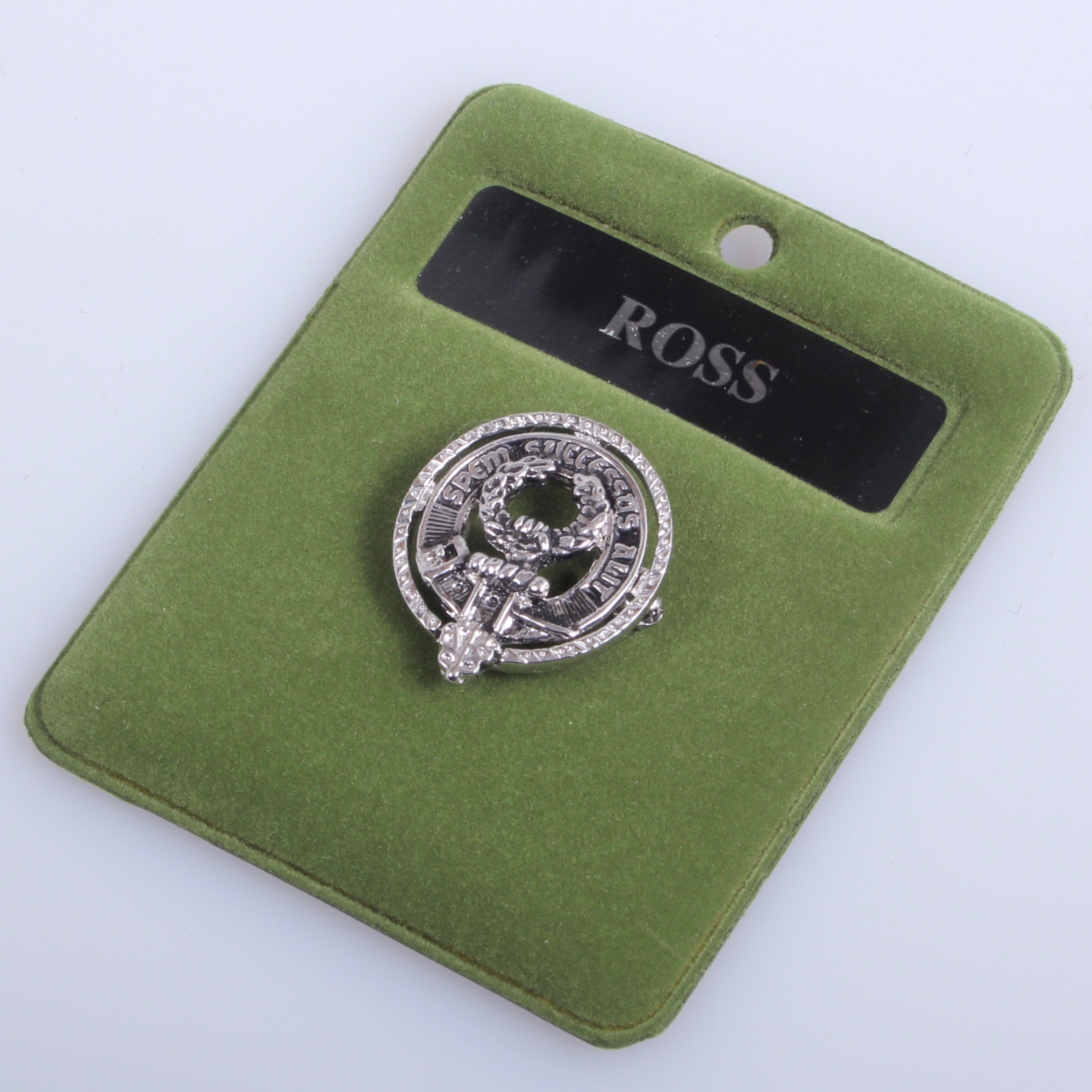 Ross Clan Crest Small Pewter Pin Badge featuring an antique palladium finish, perfect for showcasing Scottish heritage and style.