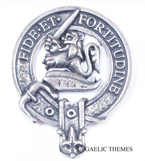 Farquharson Clan Crest Badge in Pewter - A stylish cap badge or brooch pin featuring the traditional belted design of the Farquharson clan, perfect for clan gatherings and everyday wear.