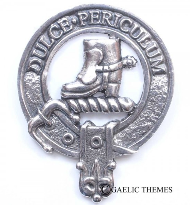 MacAulay Clan Crest Badge in Pewter showcasing a traditional design with a strong safety pin for everyday wear and clan gatherings.