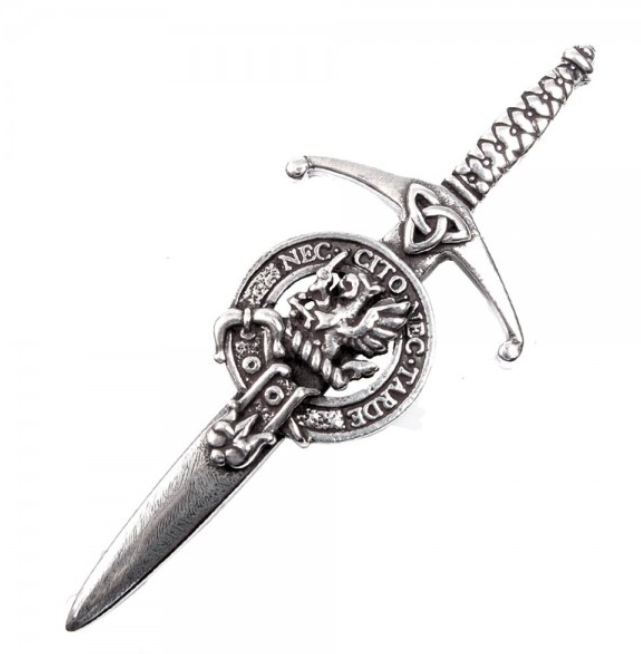 Clan Crest Pewter Kilt Pin featuring the Bannatyne Crest, beautifully crafted in Scotland with an antique palladium finish, perfect for showcasing Scottish heritage.