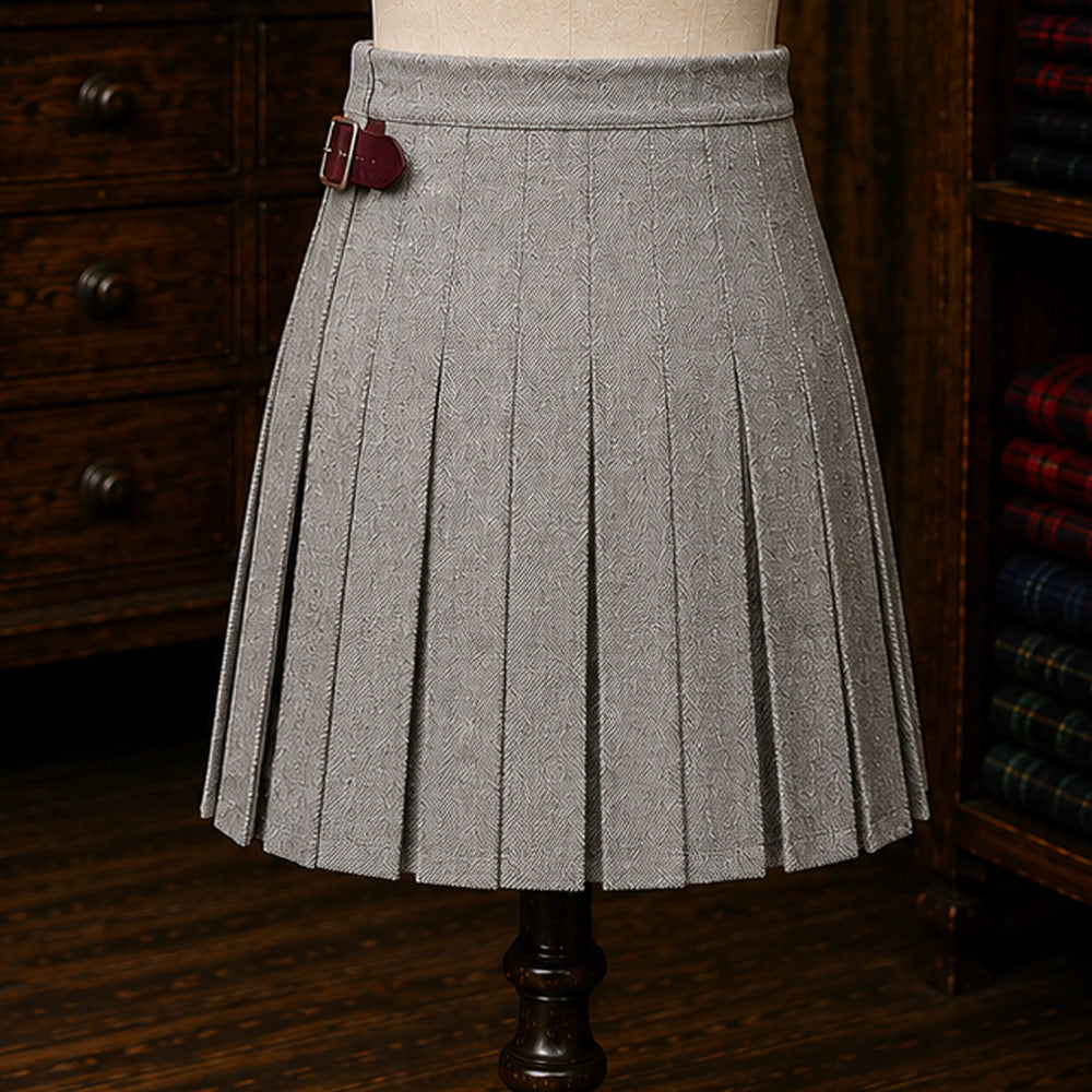 Ladies Traditional Box Pleat in Shetland Tweed