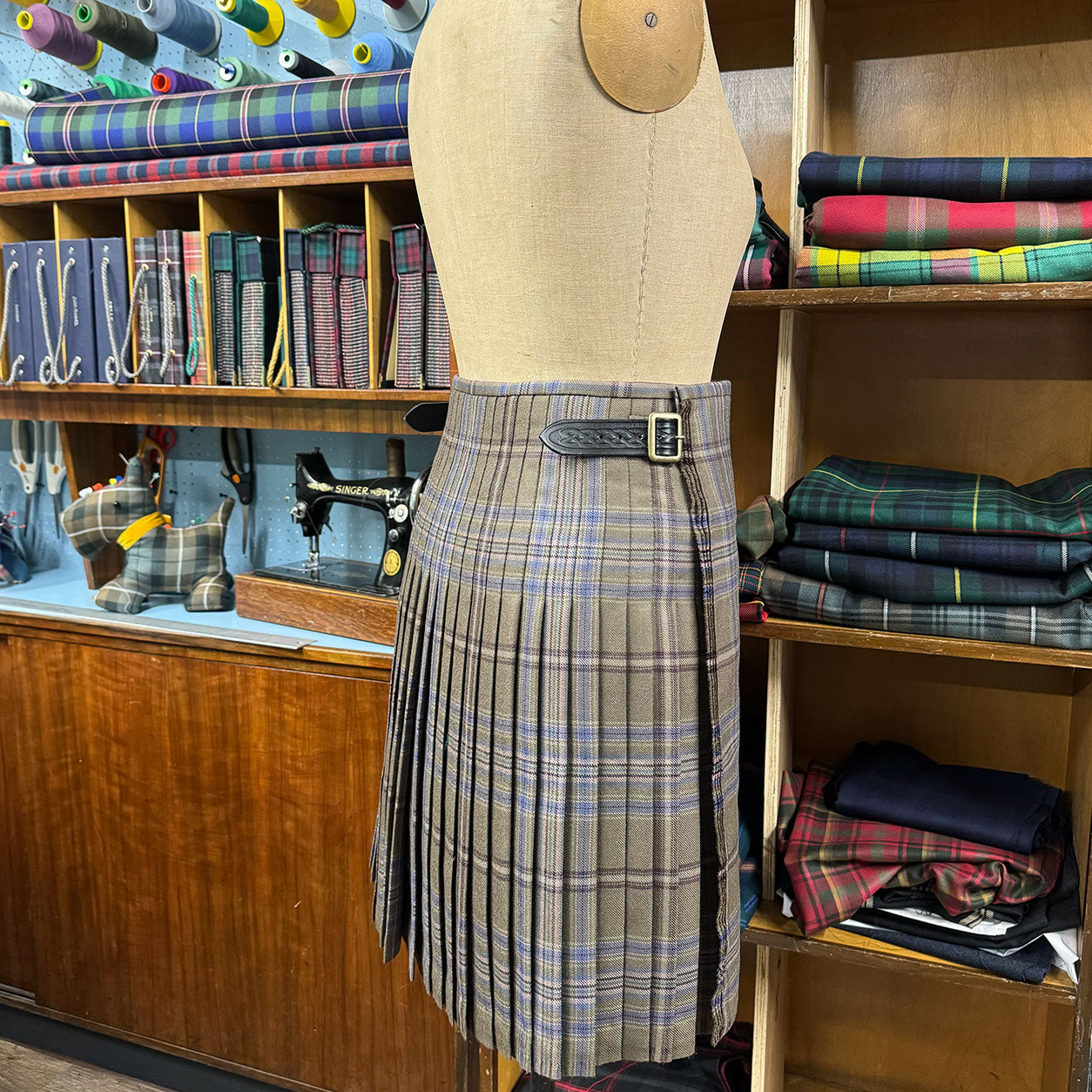 Ladies Hebridean, 1783 and Genesis Tartan Kilt - 8 yards