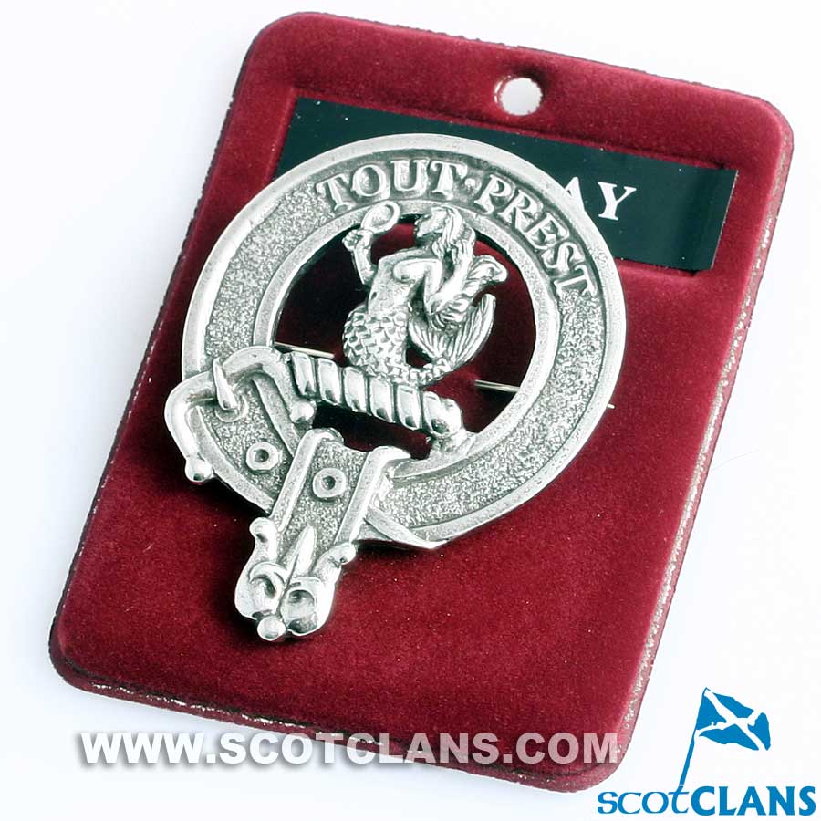 Murray Clan Crest Badge in Pewter showing traditional belted clan design, ideal for wear at clan gatherings or everyday use.