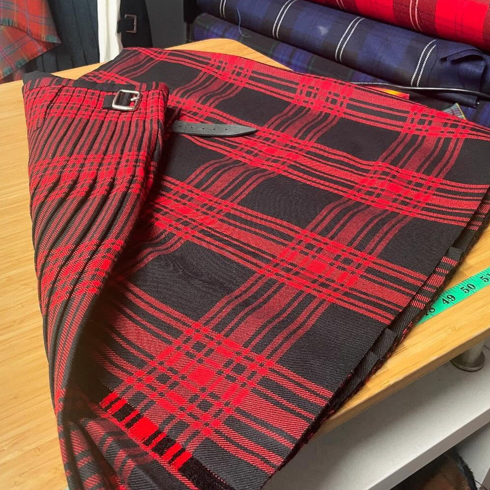 Ladies Old & Rare Hand Stitched Tartan Kilt - 8 yards