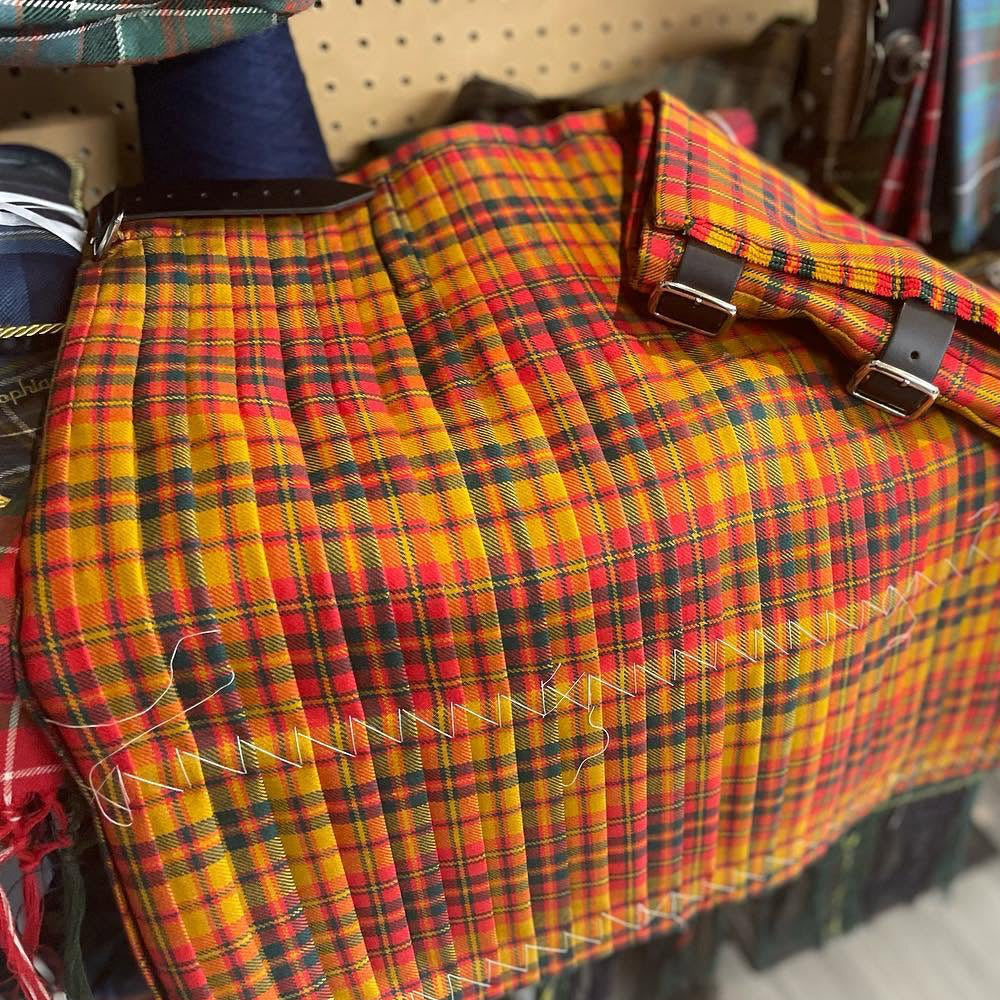 Ladies Old & Rare Hand Stitched Tartan Kilt - 8 yards