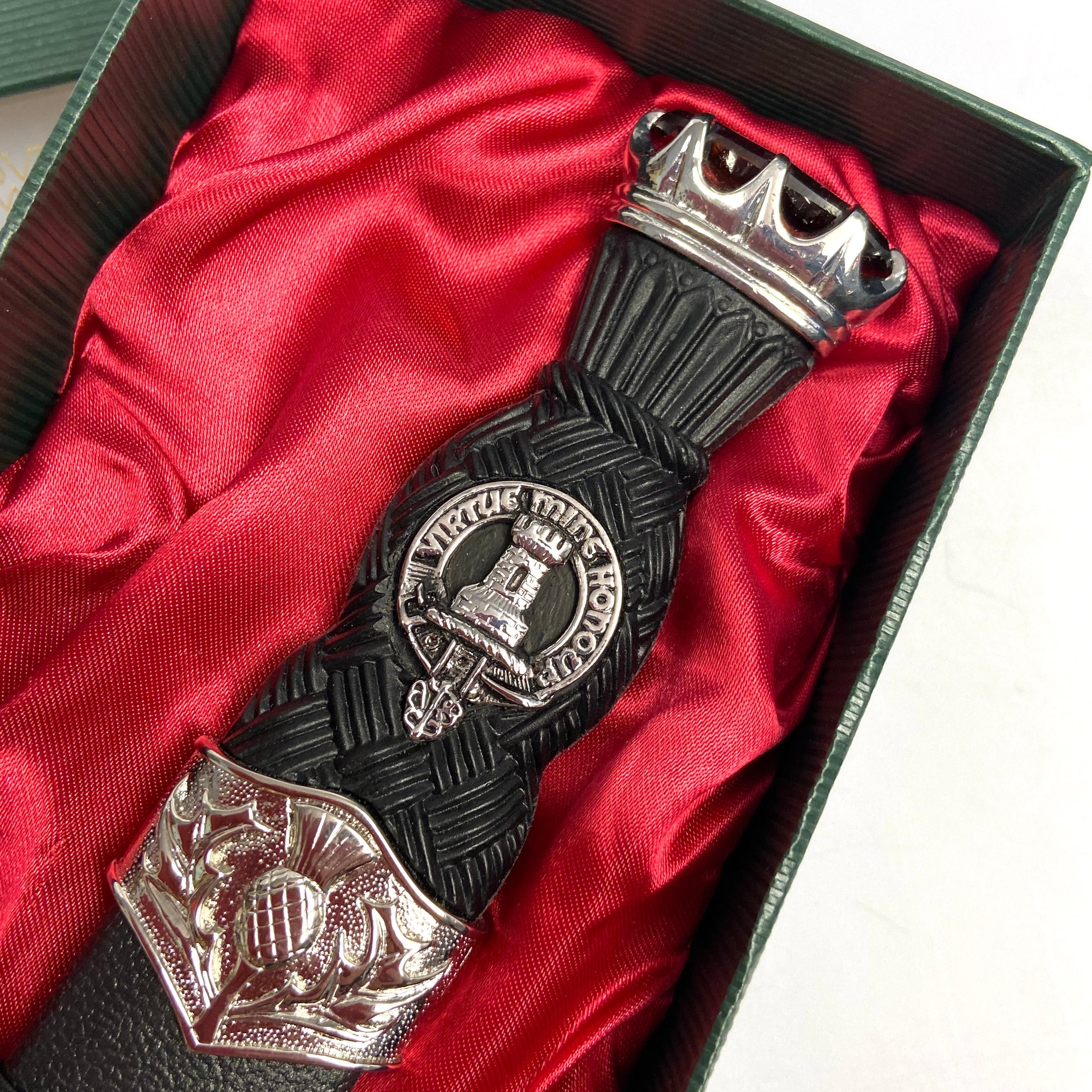 MacLean Clan Crest Stone Top Thistle Design Sgian Dubh