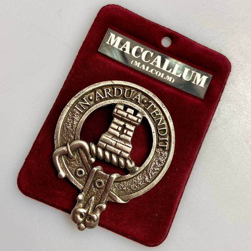 MacCallum Clan Crest Badge in Pewter