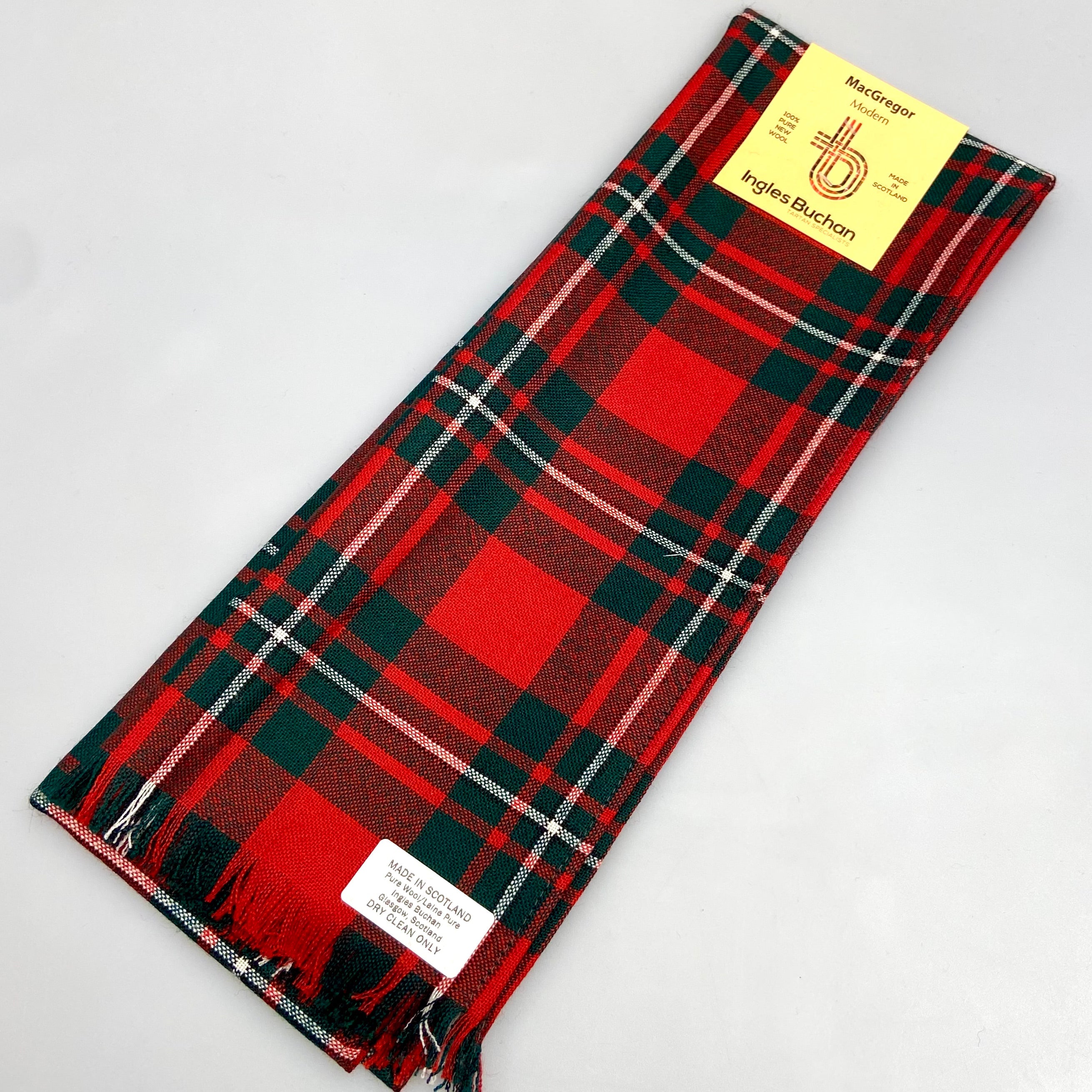 Wool Scarf in MacGregor Modern Tartan.