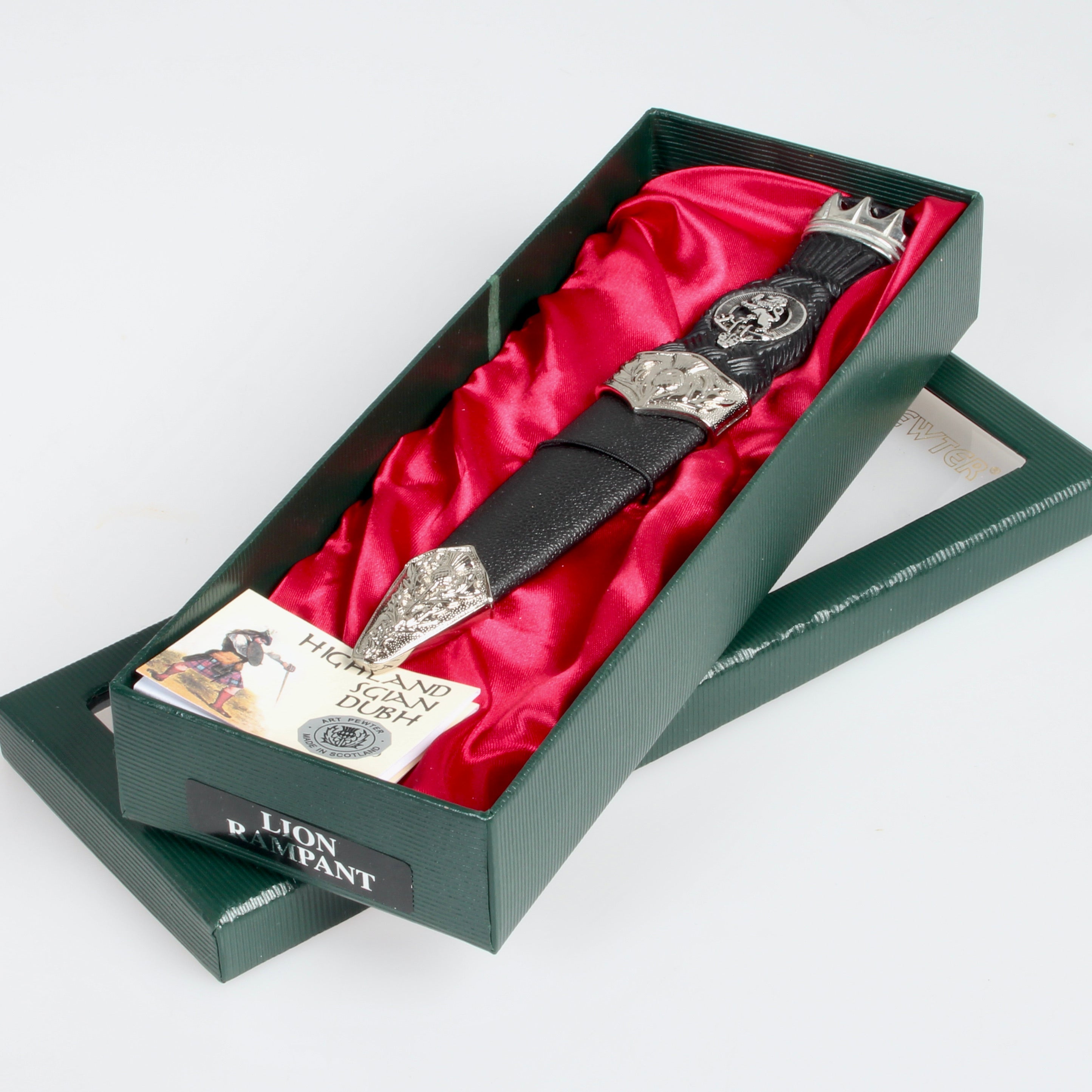 Lion Rampant Crest Stag Horn Sgian Dubh
