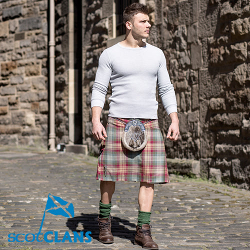 Auld Scotland Heavyweight Hand Stitched Kilt - Main Image