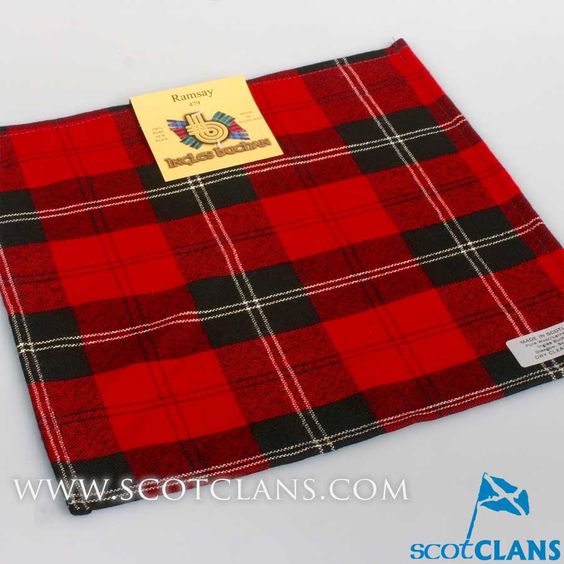 Pocket Square in Ramsay Modern Tartan