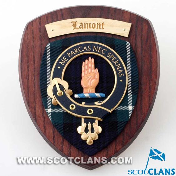 Lamont Clan Crest Plaque
