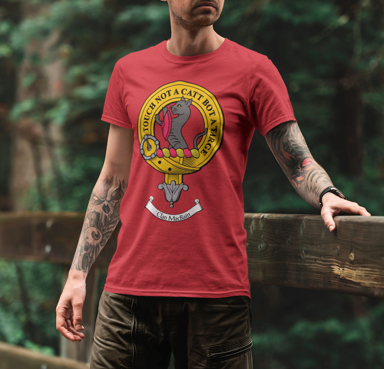 MacBean Clan Crest Gents T Shirt