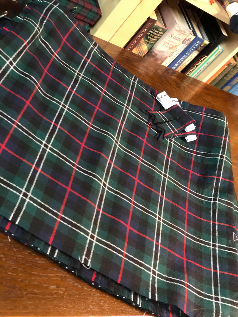 Rose Hunting Modern  Heavyweight Hand Stitched Kilt